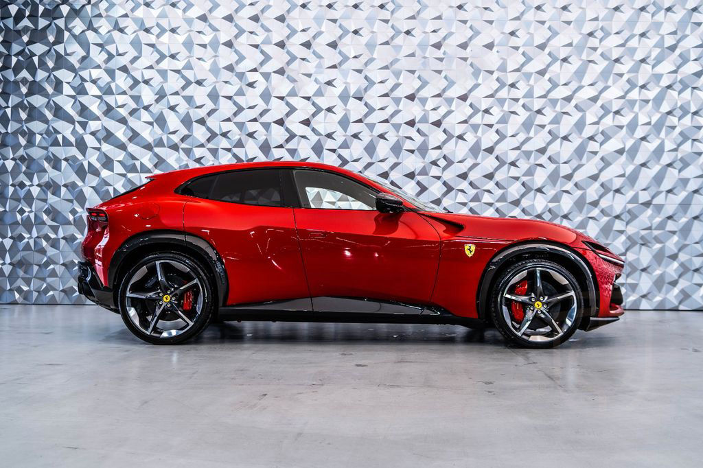 Ferrari Purosangue Carbon *LIFT*PANO