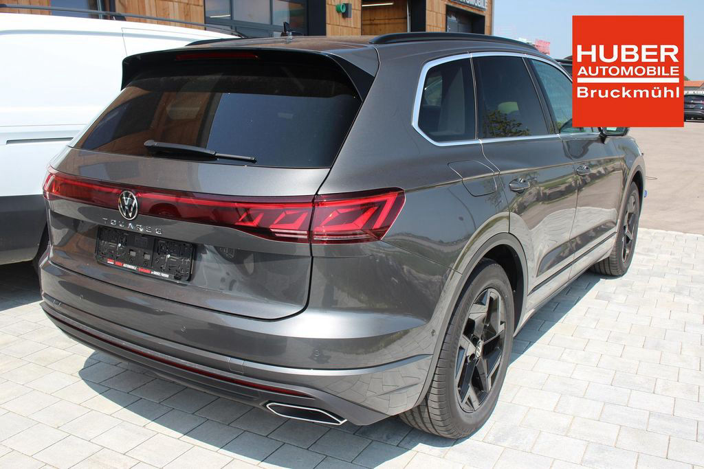 Volkswagen Touareg 3.0 V6 TDI ELEGANCE ALLRAD/AHK/MATRIX...