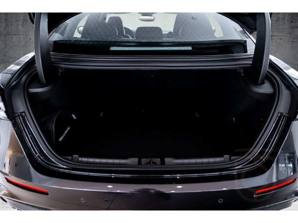 Maserati Ghibli Trofeo*Sonderleasing 1.799,-*