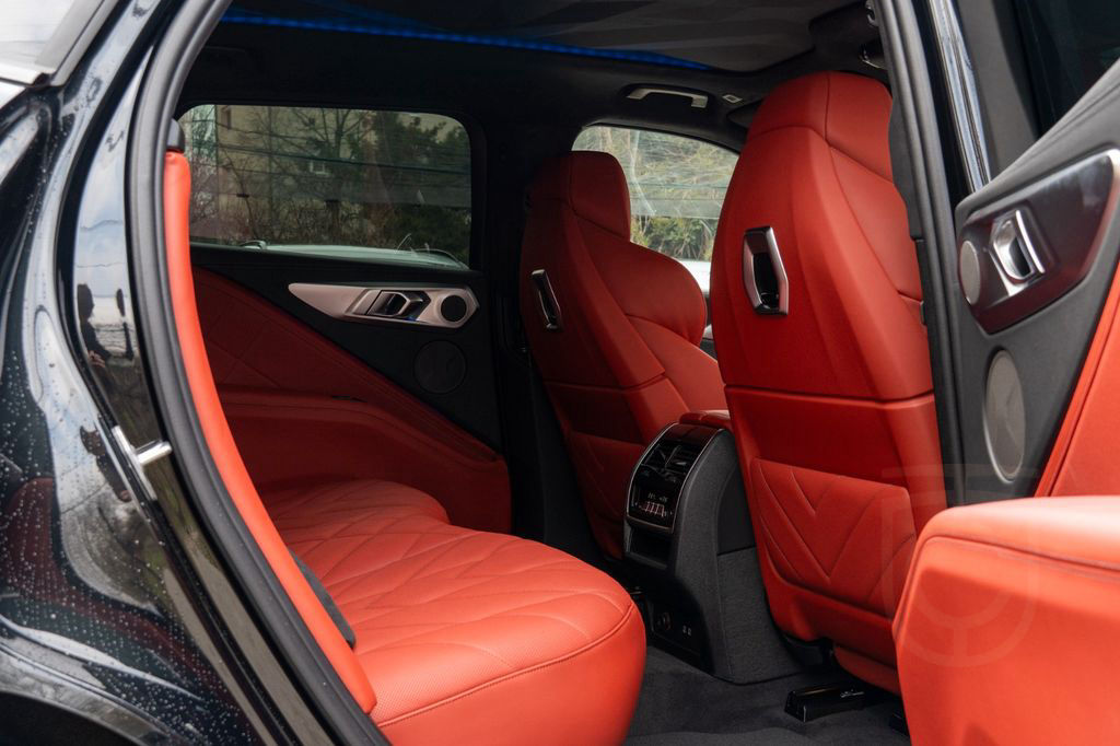 BMW XM 50e DR.ASS.PRO.SOFTC.MASSAGE.H/K.360°.AHK.