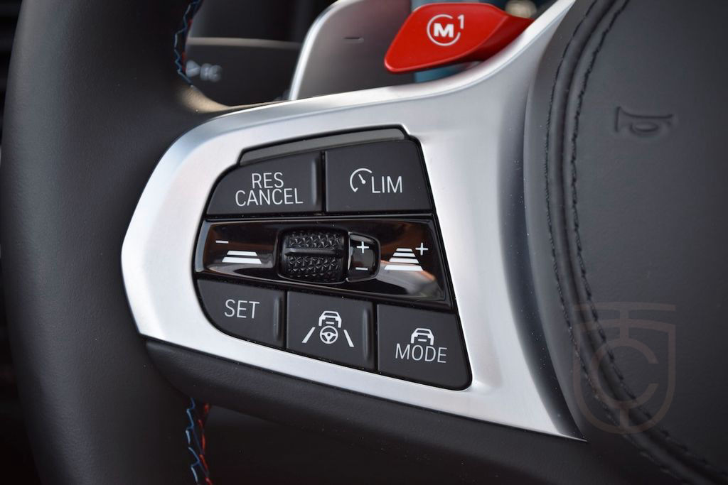 BMW M8 CABRIO COMPETITION AMBIENTE 360KAMERA B&W 19%