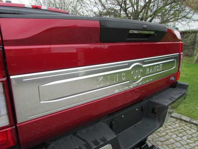 Ford F250 Power Truck Short Box Crew Cab FX4 King R