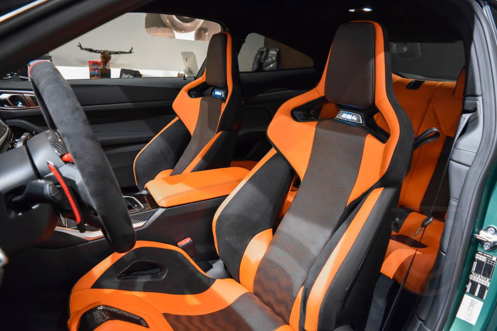 BMW M4 Competition-M RACE TRACK-FULL CARBON-INN PACK