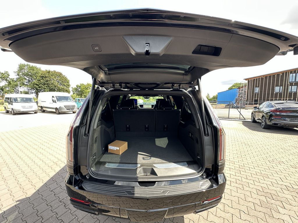 Cadillac Escalade MY25 ESV Sport Platinum Langversion