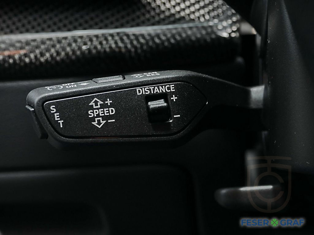 Audi SQ8 TFSI qu. competition AHK Matrix Pano Standh.
