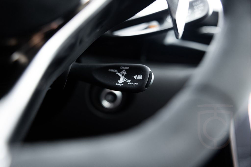 McLaren Artura Spider 3.0 V6 Plug-In | Performance | Car
