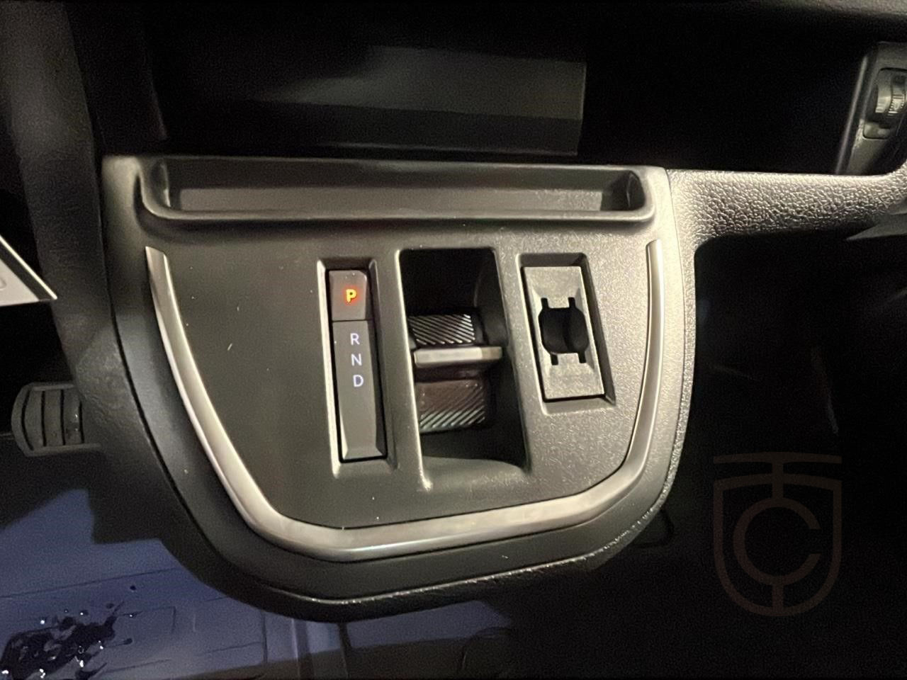 Opel Vivaro L3 145 AT8