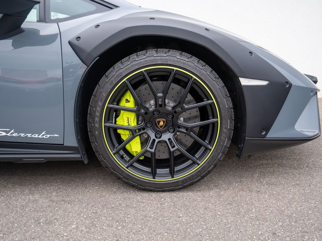 Lamborghini Huracán Sterrato GRIGIO TELESTO SPORT-SEAT SENSO