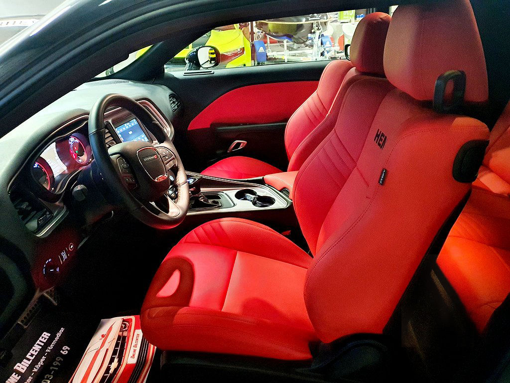 Dodge Challenger  5.7 V8 HEMI (381hk) Mycket fräck Muskelbil