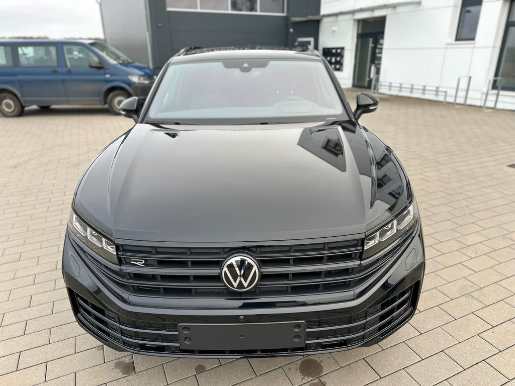 Volkswagen Touareg R eHYBRID+AHK+PANO+DYNAUDIO+SOFTCLOSE