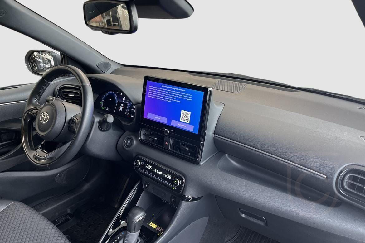 Toyota Yaris Hybrid 1,5 130 5D STYLE