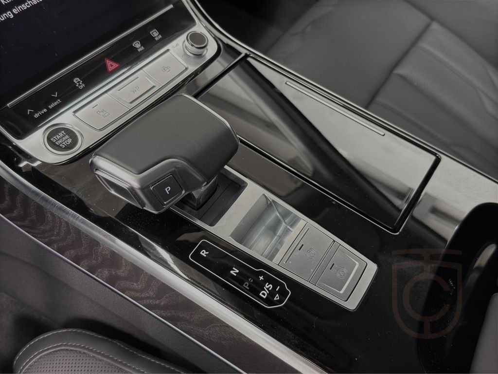 Audi A8 60 TFSIe Q RSR 4xMASSAGE BuO ASSIST