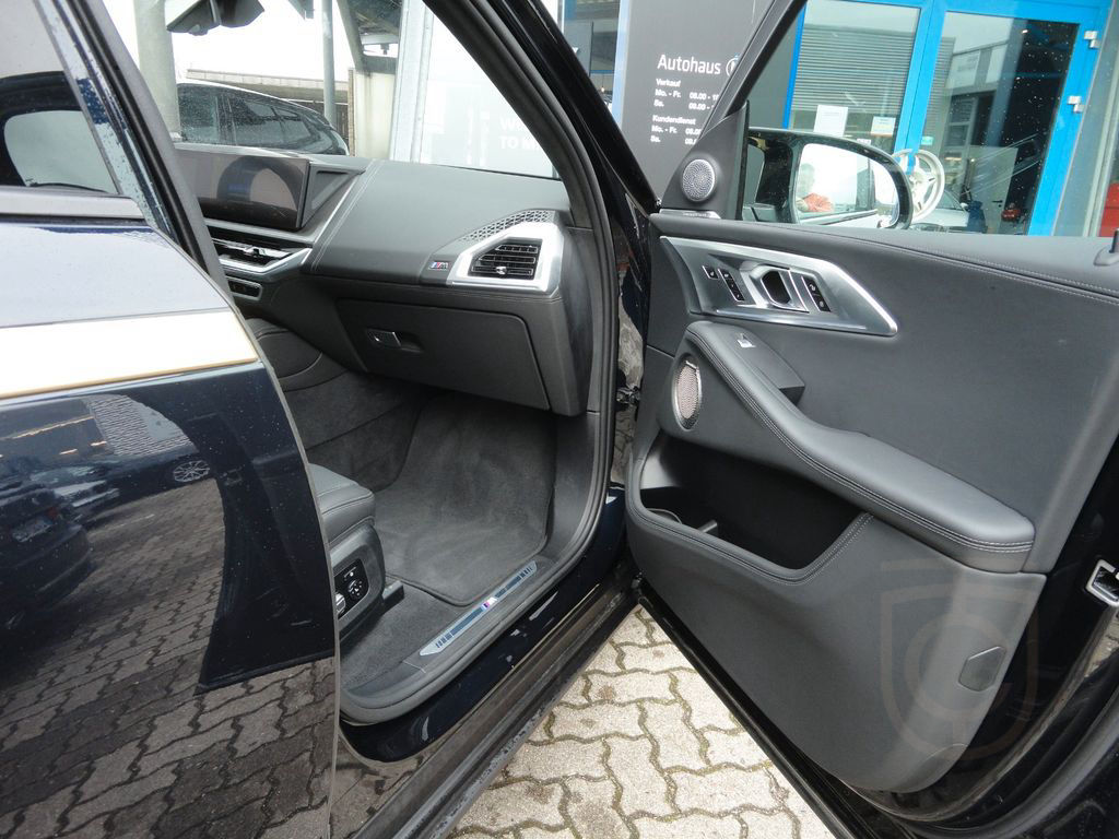 BMW XM,AHK,B&W,Sitzbelüft.+Massage,Leder schwarz,23"
