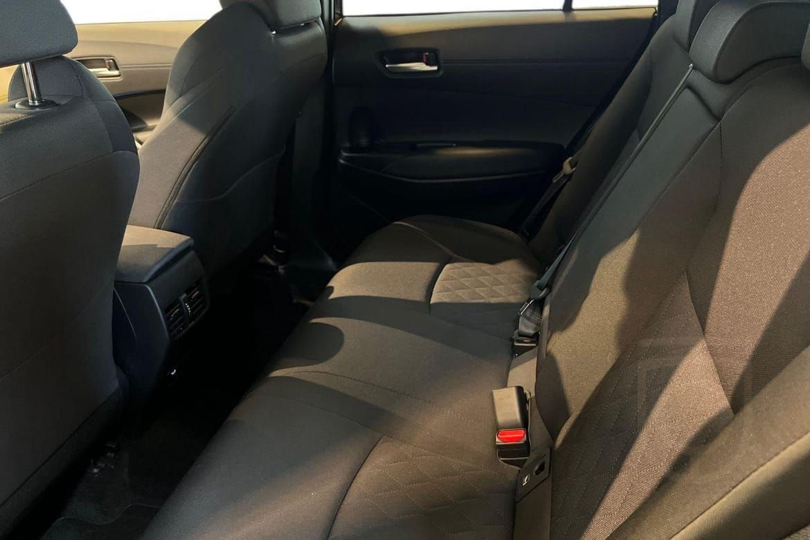 Toyota Corolla Cross Hybrid AWD-i 2.0 Style