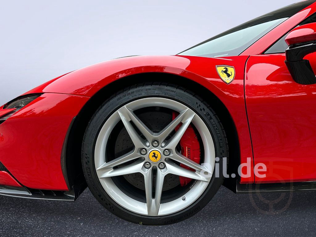 Ferrari SF90 Spider Carbon Racing Seats