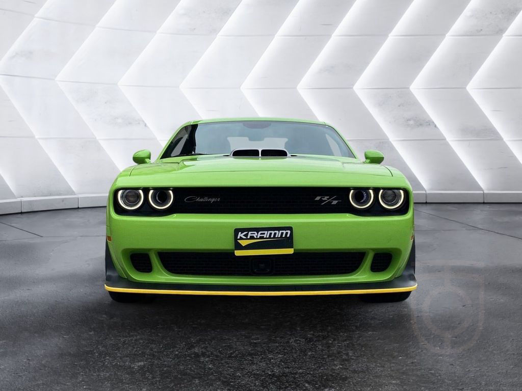 Dodge Challenger R/T V8 Scat Pack 392 Widebody Swinger