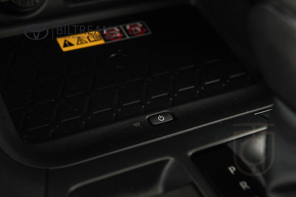 Toyota RAV4 Hybrid AWD-i