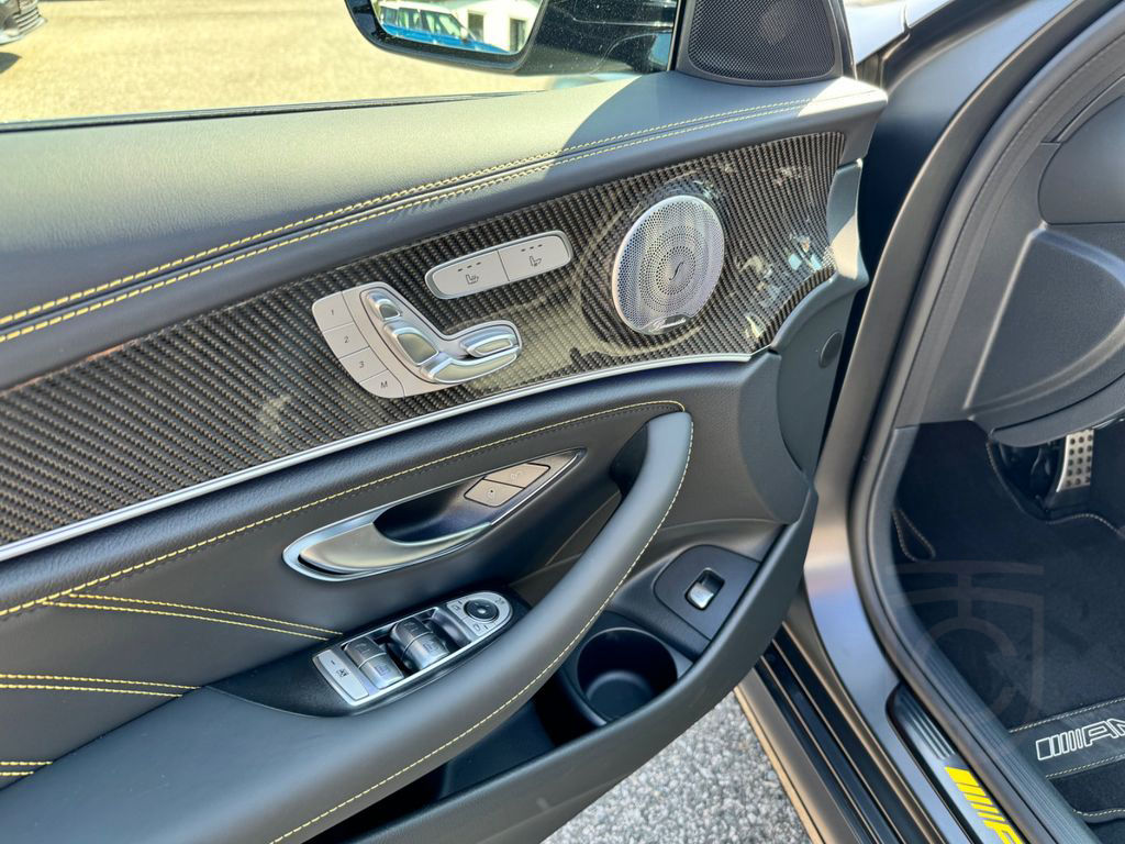 Mercedes-Benz E 63 S AMG 4M Final Edition / DRIVERS / CARBON /