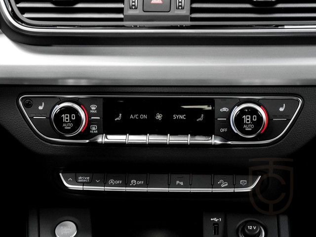 Audi Q5 Sportback 45 TFSI quattro S tronic S Line Hea
