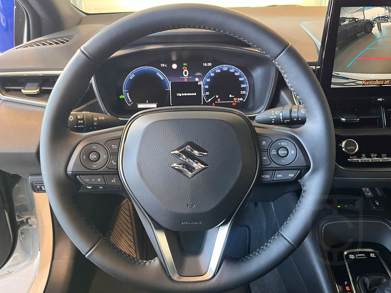 Suzuki Swace Hybrid-CVT Inclusive 3 fria