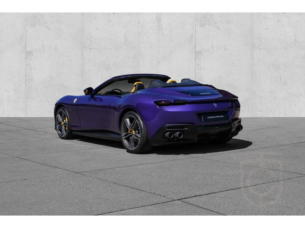 Ferrari Roma Spider *Carbon+LED*MagneRide*Passenger-Disp