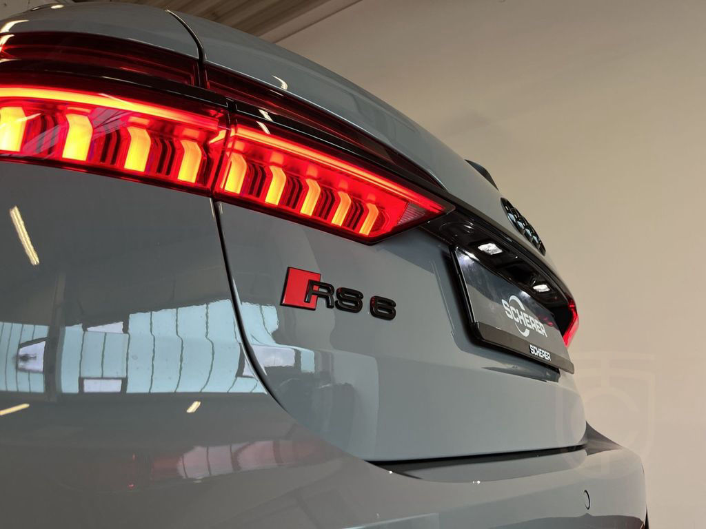 Audi RS 6 Avant 441(600) kW(PS) tiptronic Standhzg.,