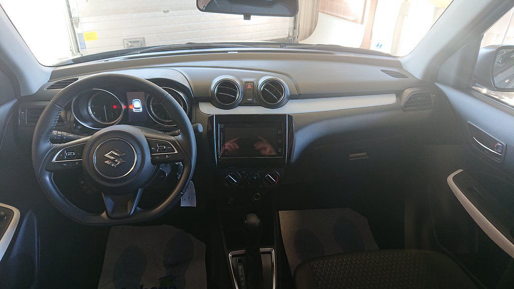 Suzuki Swift 1.2 Hybrid Select Automat