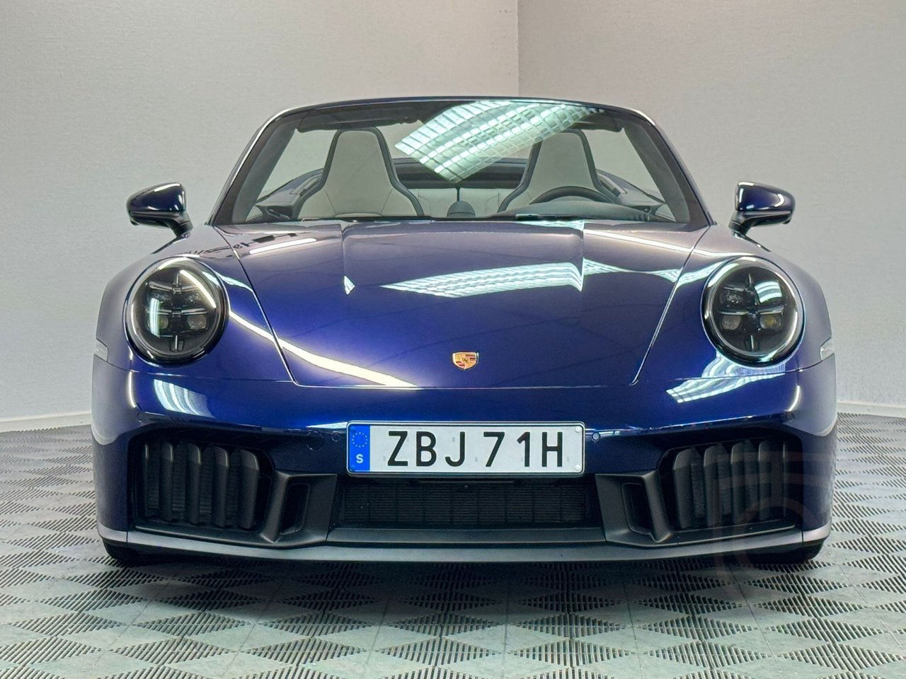 Porsche 911 992 Carrera GTS Cab