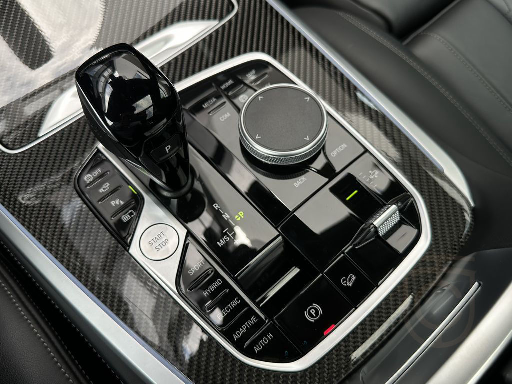 BMW X5 xDrive45e M Sport Laser Pano DA Prof PA+ B&W