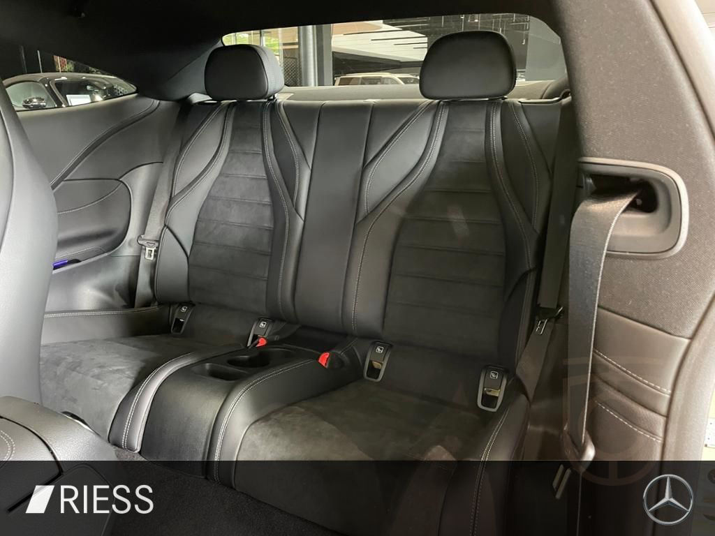 Mercedes-Benz CLE 300 4M AMG+PANO+DISTR+KEYL+DIGI LIGHT+BURM+