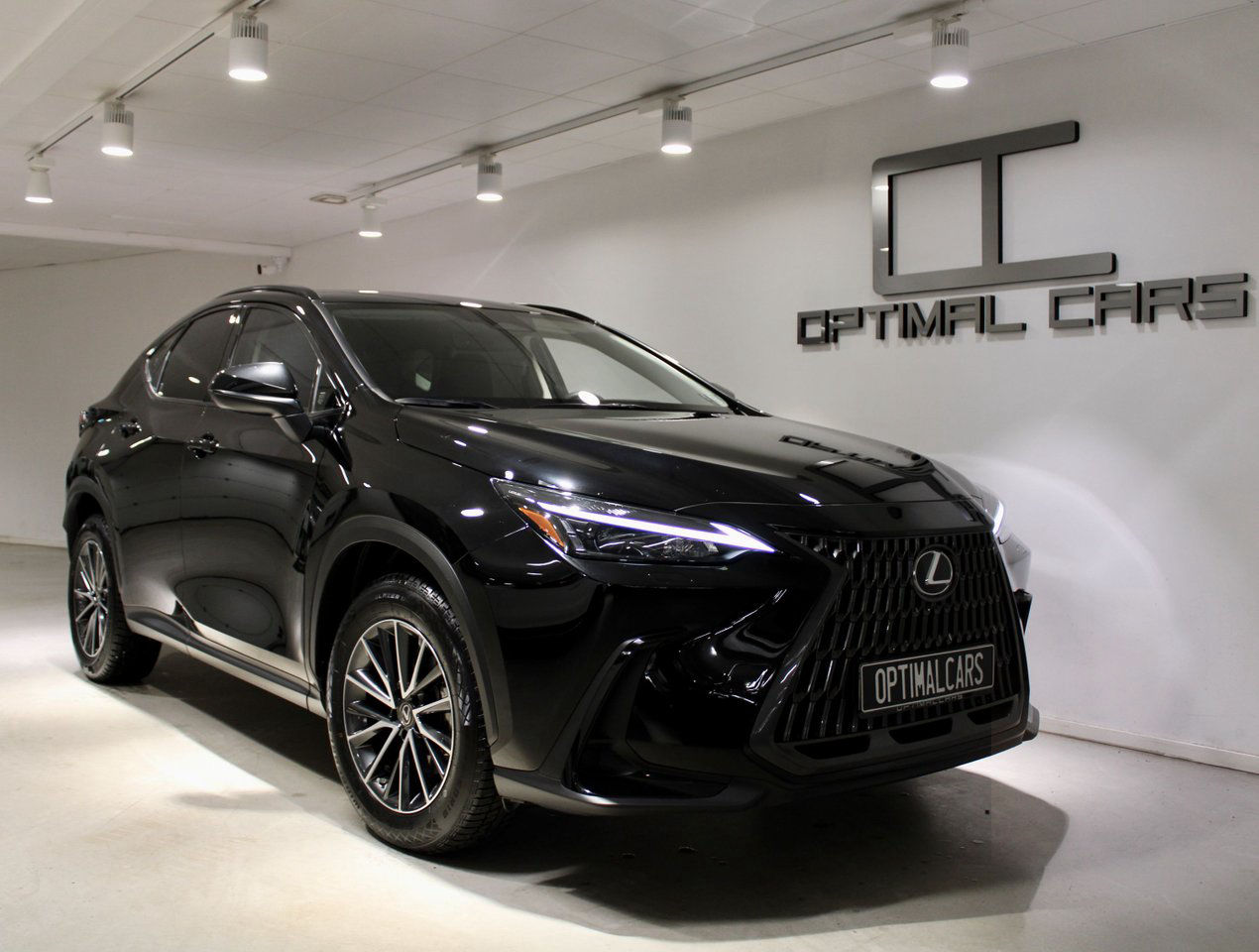 Lexus NX 350H Hybrid Comfort Business LED