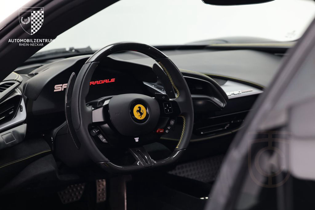 Ferrari SF90 Stradale RacingSeats/Carbon-LED/Liftsystem