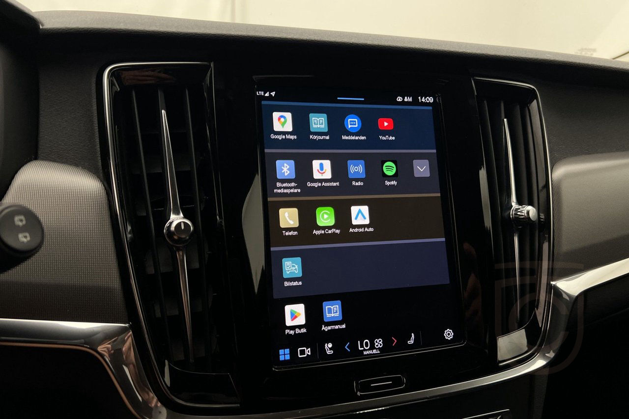 Volvo V90 Recharge T6 AWD Core Bright