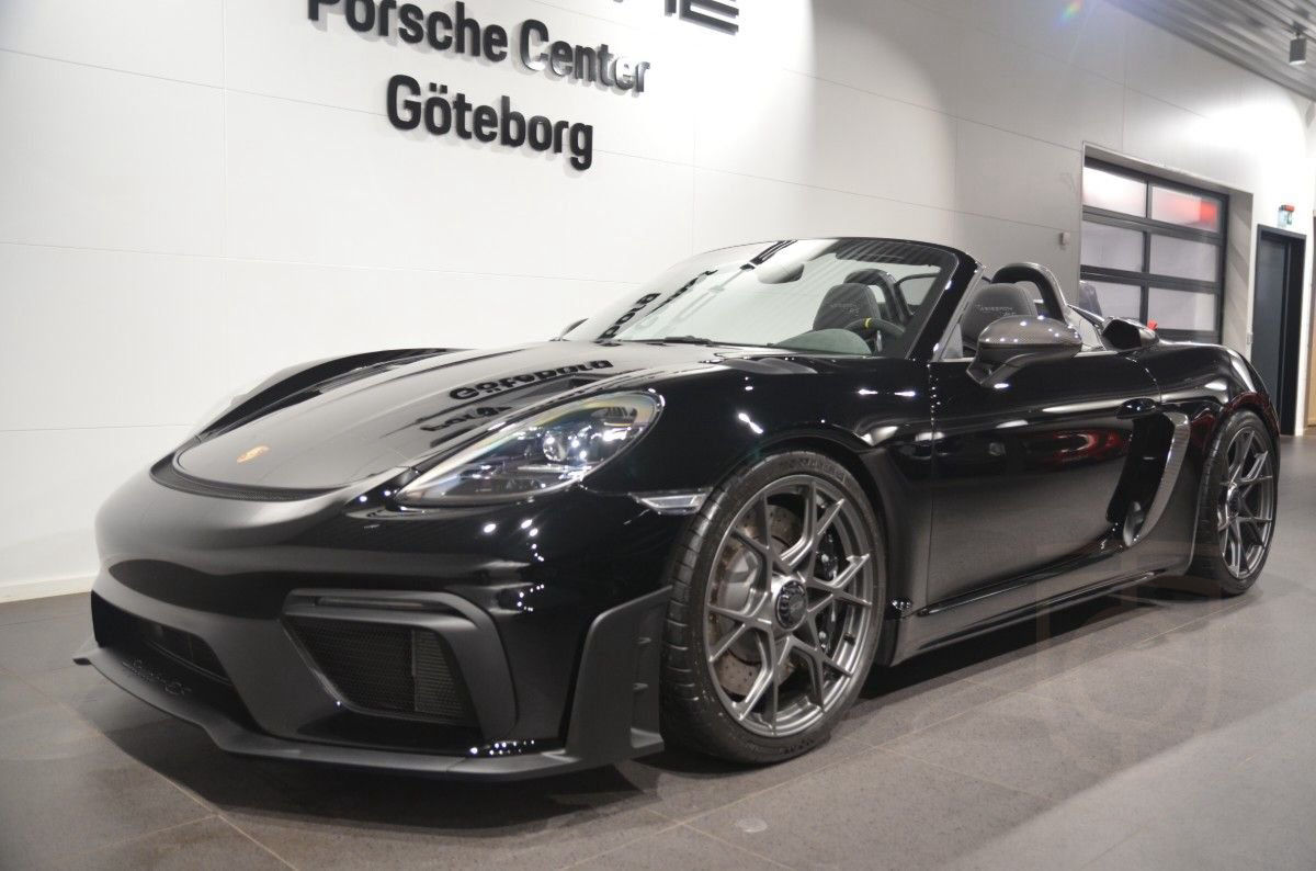 Porsche 718 Spyder RS