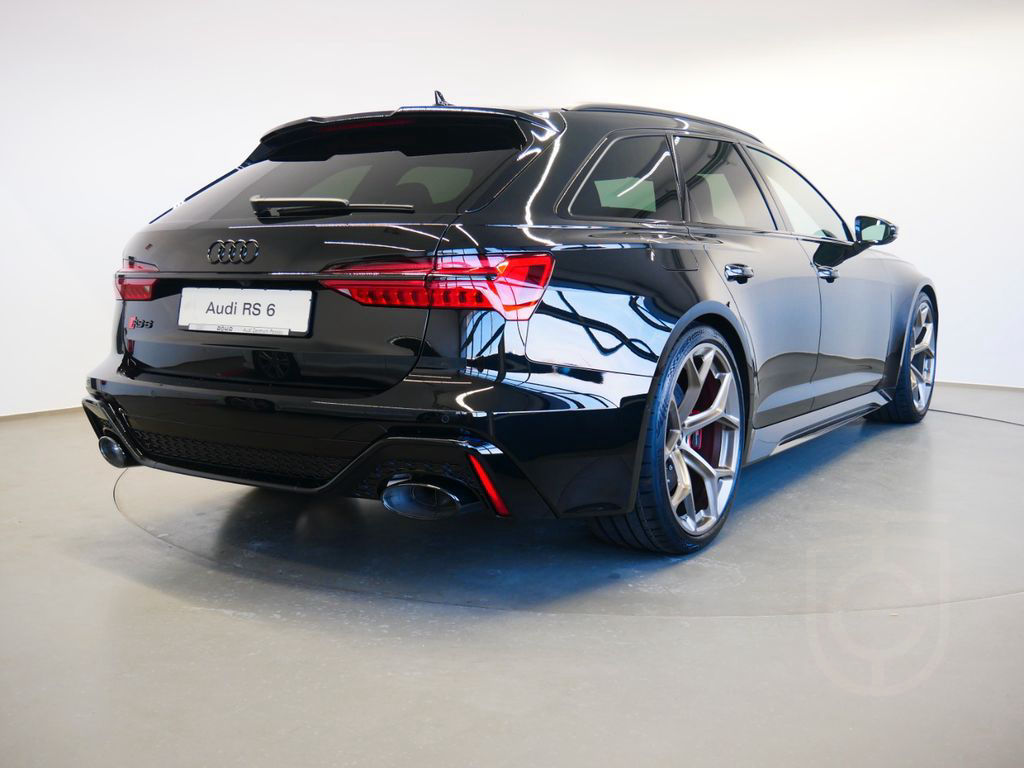 Audi RS 6 Avant performance KERAMIK MATRIX AHK PANO