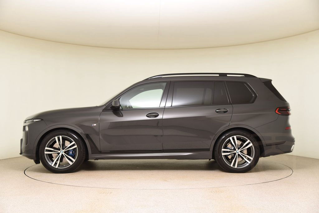 BMW X7 xDrive40d M Sport Head-Up Pano ACC*UVP133.800