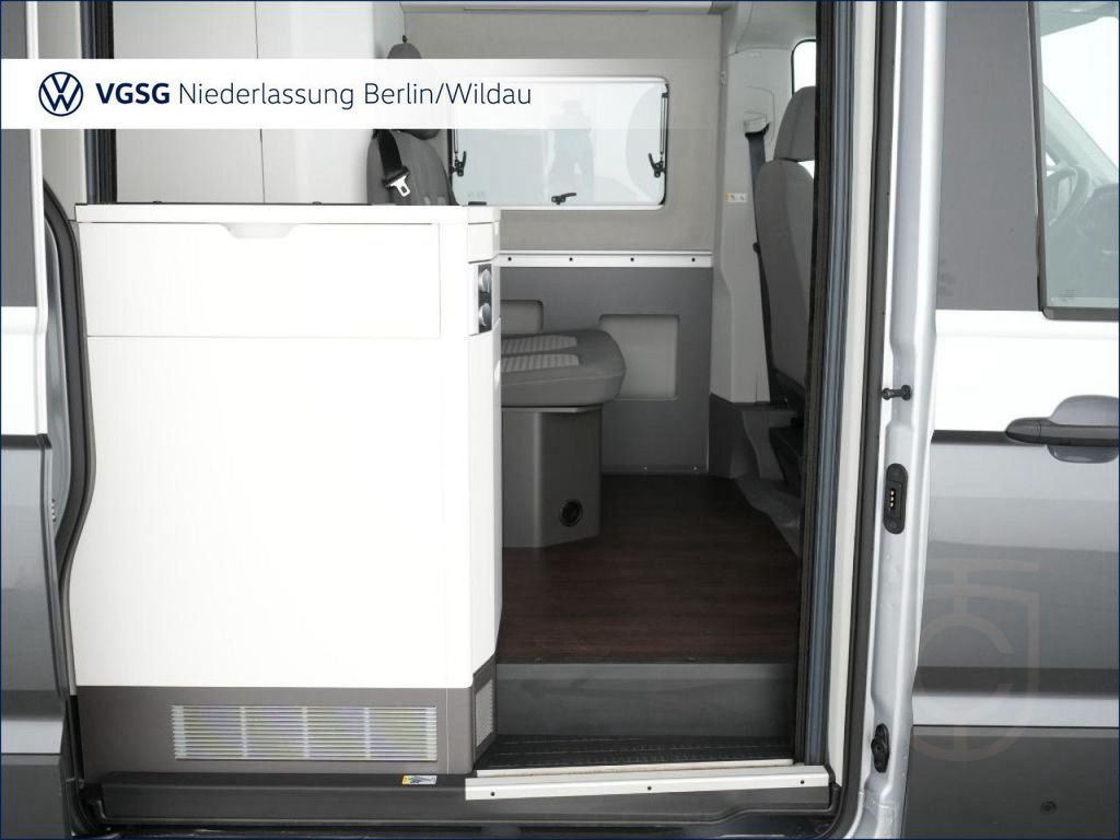 Volkswagen Grand California 600 LED Solar Hochbett Navi