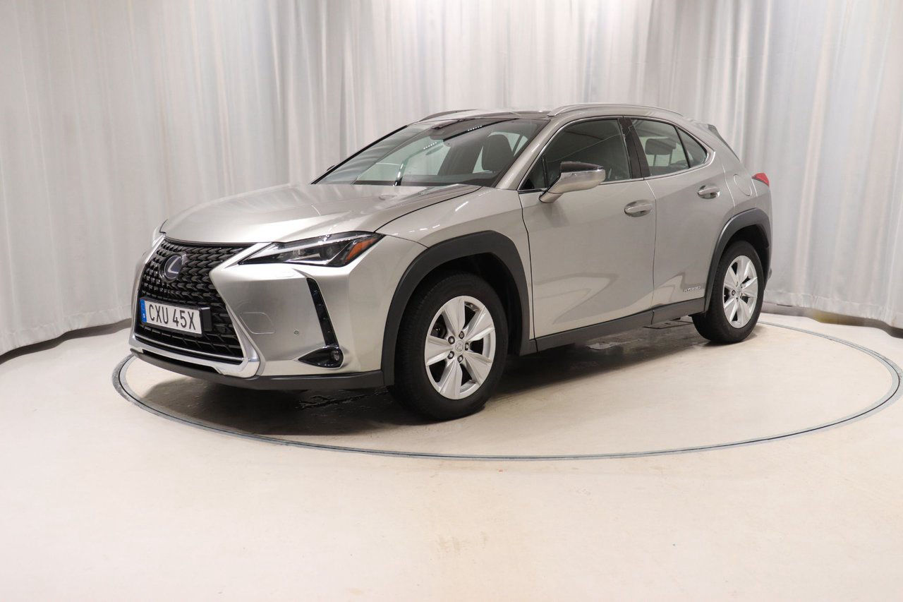 Lexus UX 250h CVT