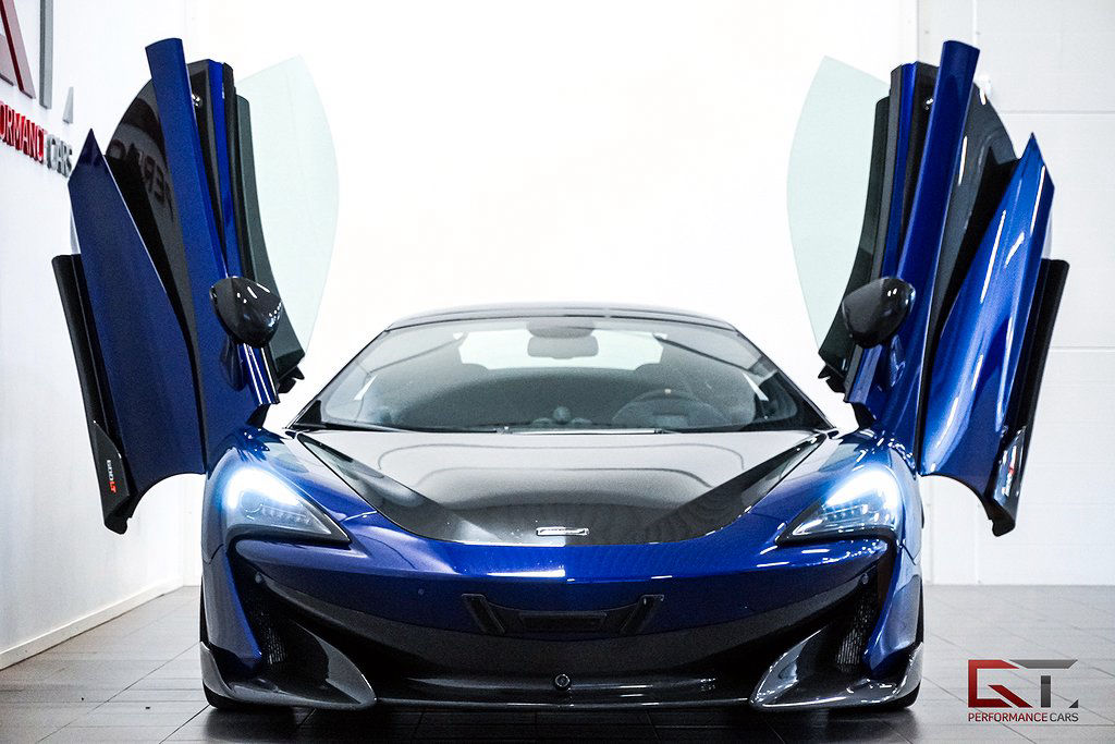 McLaren 600LT Spider MSO Carbon B&W Nybilsgaranti
