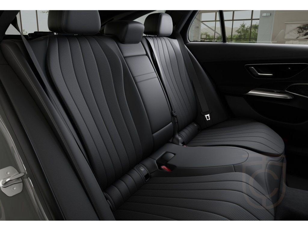 Mercedes-Benz E 300 de 4MATIC T *AHK*MEMO*MBUX*STHZ*360°KAM*