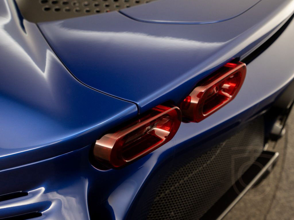 Ferrari SF90 Spider FERRARI SINGEN