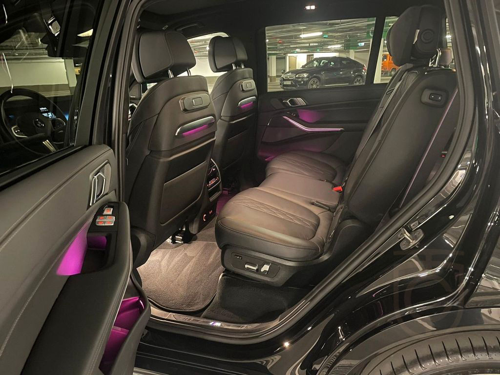 BMW X7 xDrive 40 d M Sport ALL BLACK FULL 23" 7 S