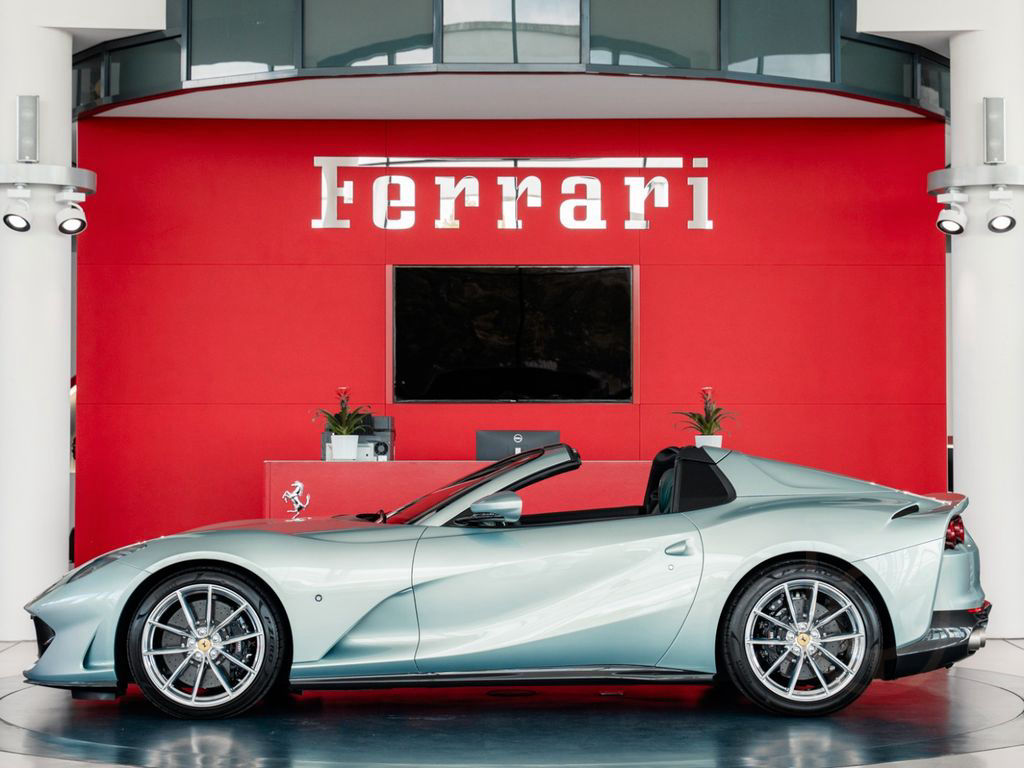 Ferrari 812 GTS *ADAS*LIFT*KARBON*SONDERLACK*JBL*