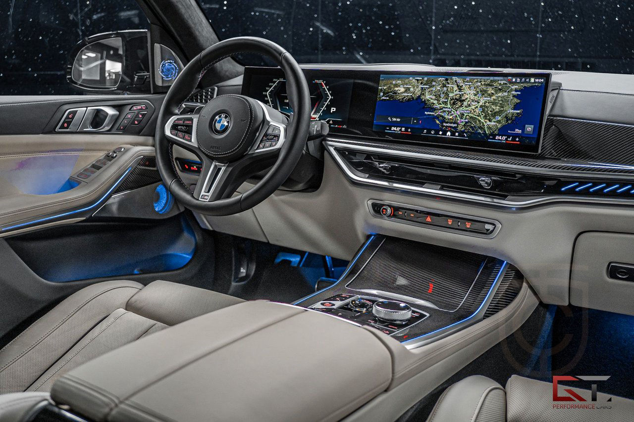 BMW X7 M60i