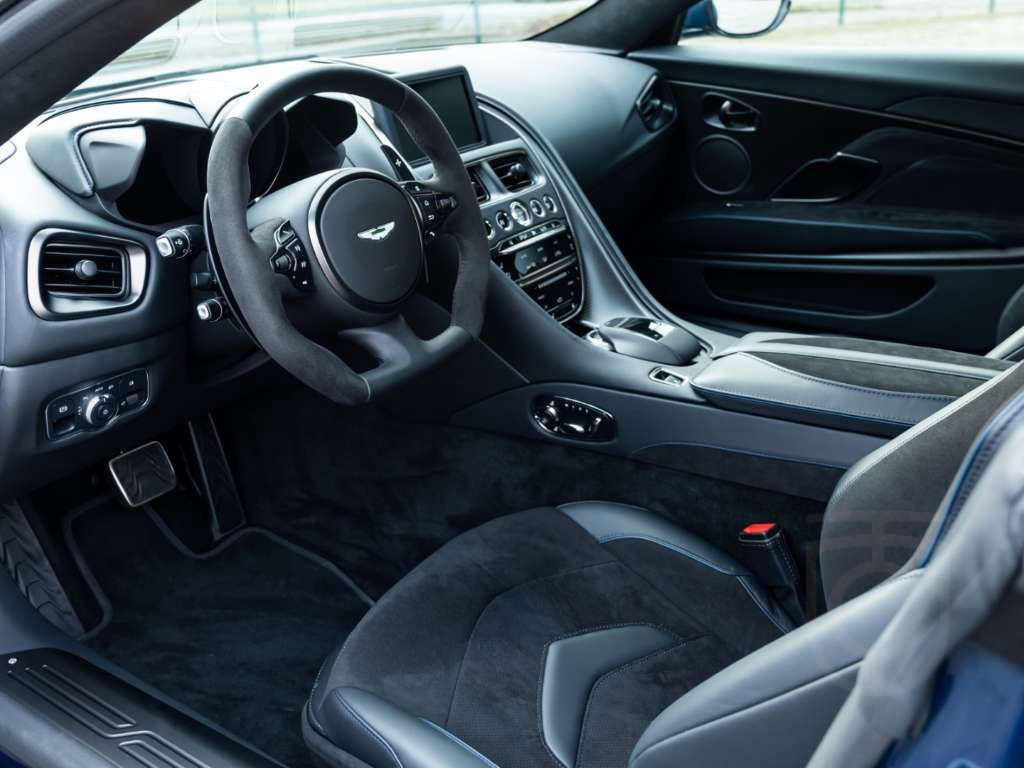Aston Martin DBS Q Seychelles Blue*Alcantara Black
