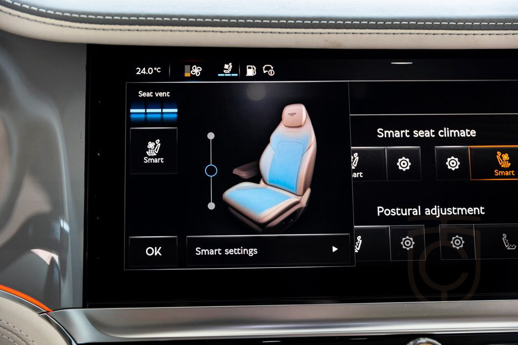 Bentley Continental GT Azure - Naim, Blackline spec.