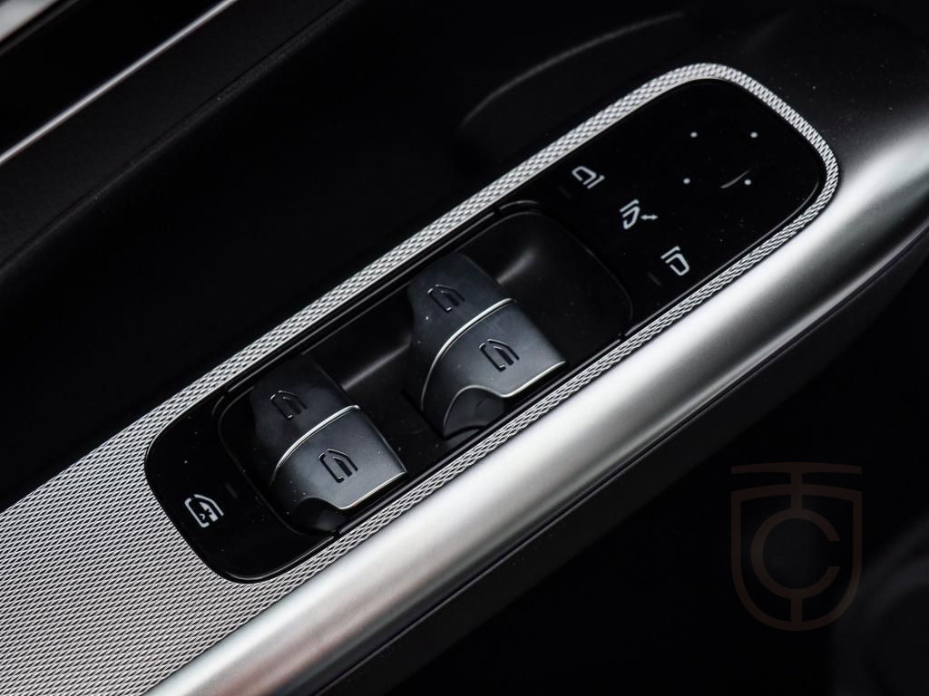 Mercedes-Benz GLC 300 de 4MATIC mit EQ Hybrid Technologie +AMG