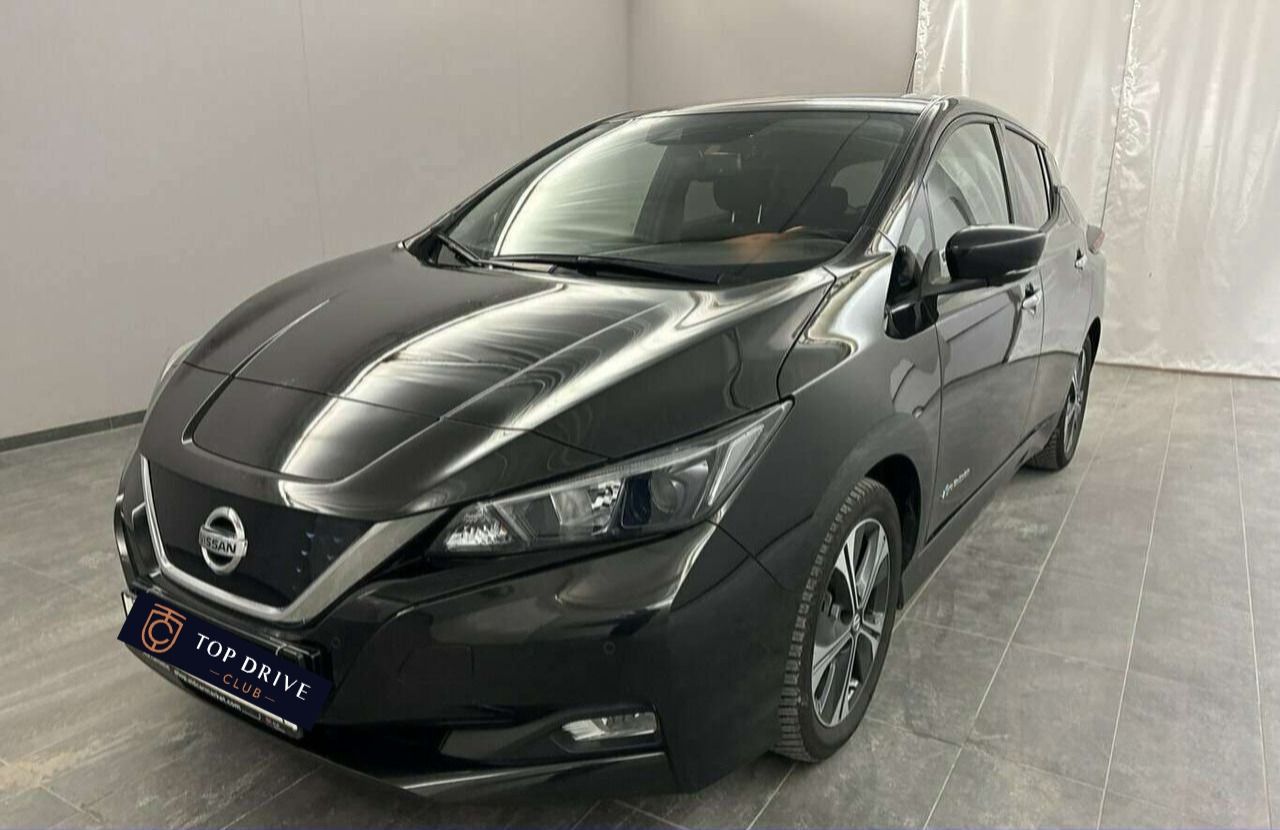 Nissan Leaf N-Connecta 39 kWh LED