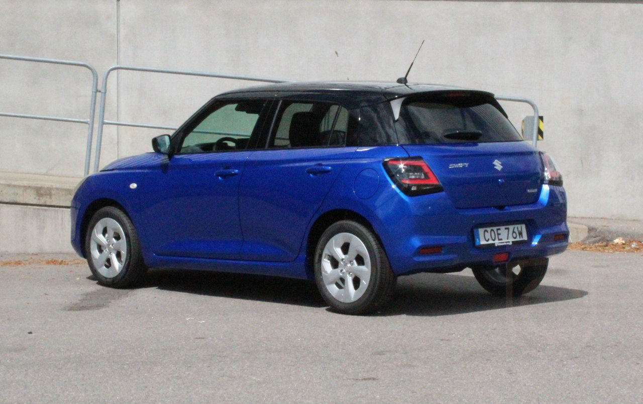 Suzuki Swift Select Hybrid