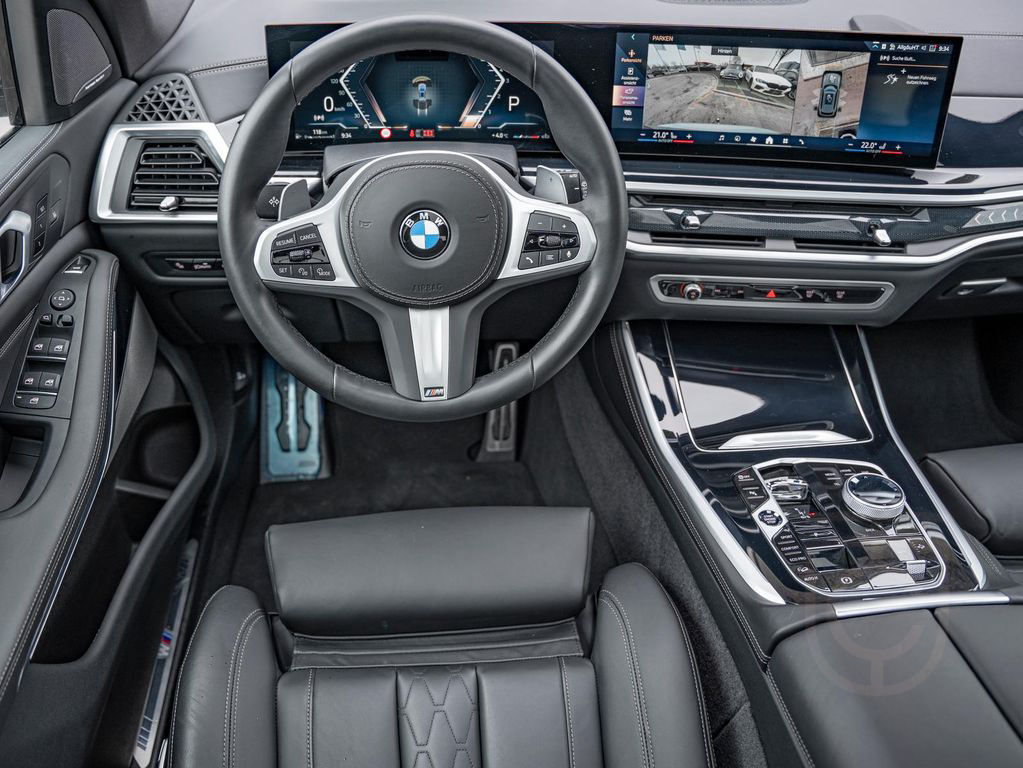 BMW X5 xDr 40d M-Sport Pro 7-SITZ AHK LUFTFEDER H/K